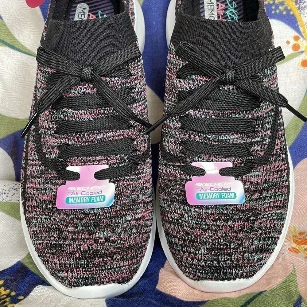 Brand New Skechers Air-Cooled Memory Foam Slip On Black Stretch Sneakers